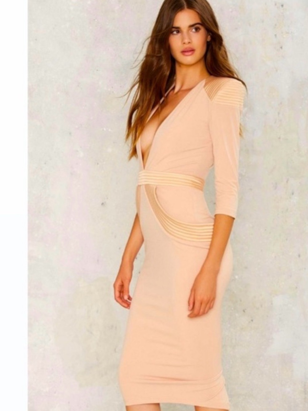 Zhivago Peach V-Neck Bodycon Midi Dress